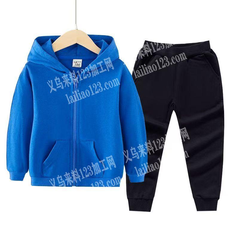 寻找运动套装服装加工厂，请联系详谈，有货