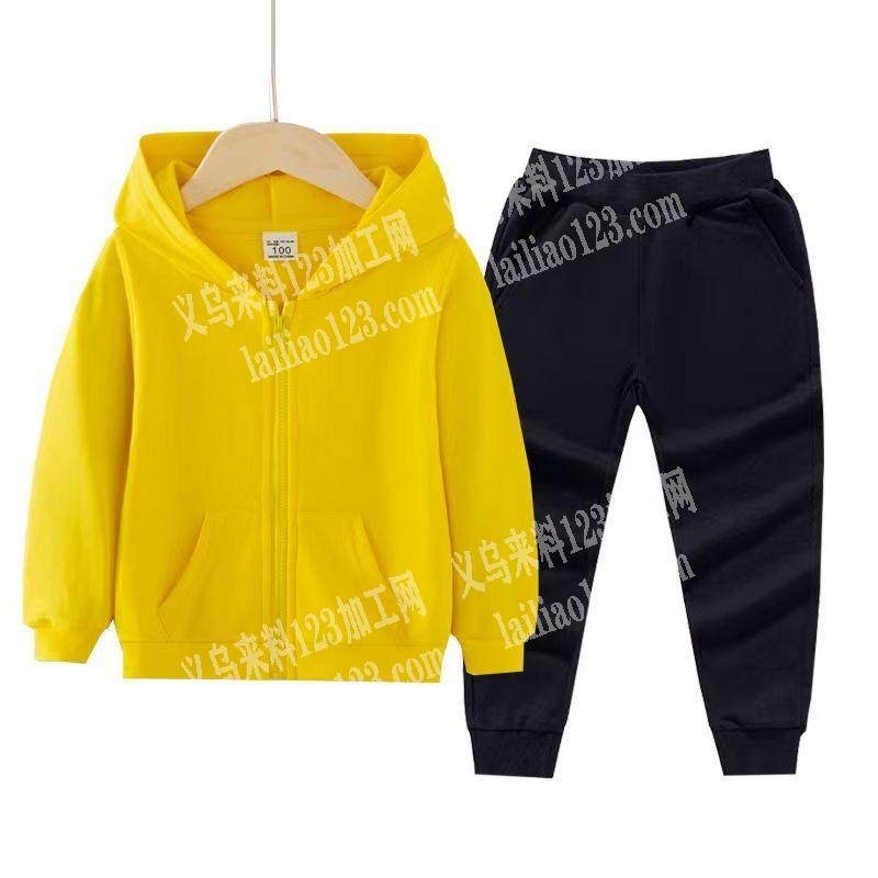 寻找运动套装服装加工厂，请联系详谈，有货