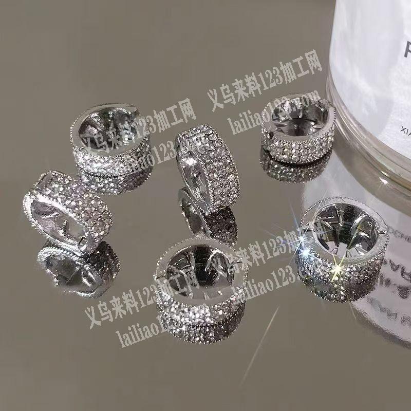 合金发扣订单，寻找压铸的工厂，找钢模，有