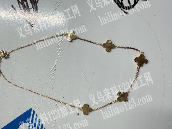 承接手工穿珠 挂圈弯针等手工活 厂地在青口聚饰云旁