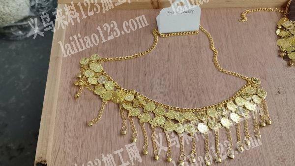 擅长弯针，挂圈，穿珠，耳环上卡，各种包装