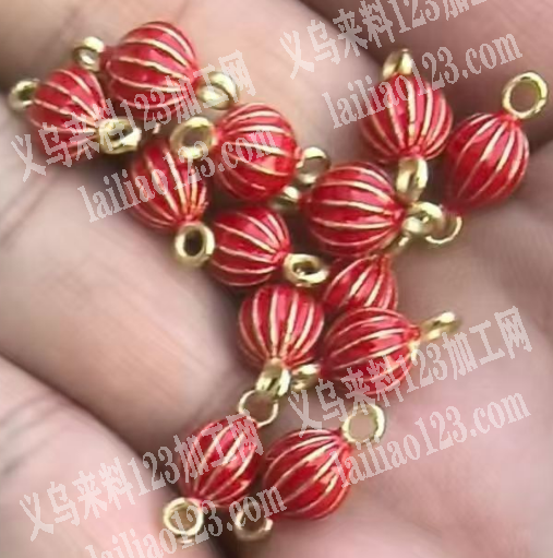 合金配件处理。如图