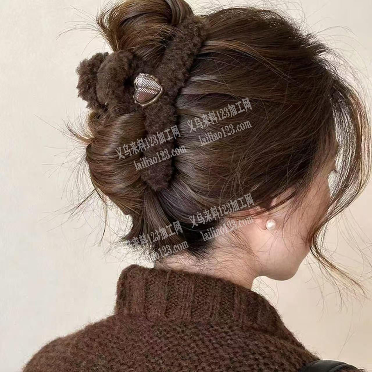 寻找专业做毛绒抓夹的工厂，配件不要，有订