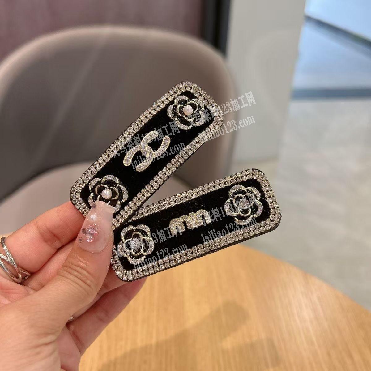 寻找生产这类发夹成品的工厂，有的联系我详