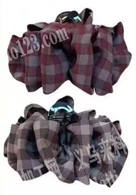 折蝴蝶结粘胶的手工活外发加工，粘这个布艺