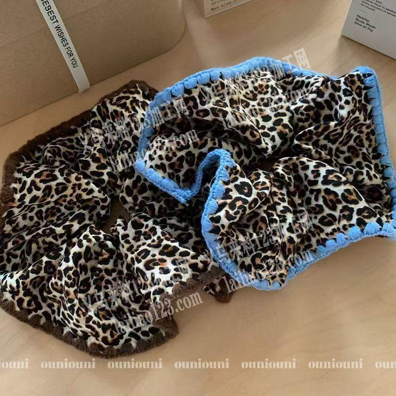 【钩针钩边。如图】哪家会做，发圈钩边的手