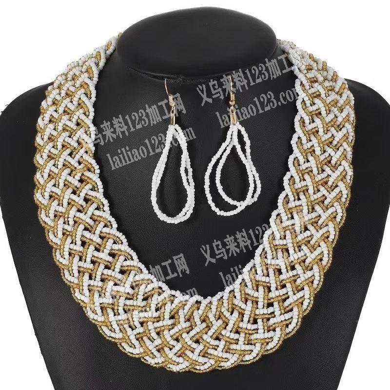 《可发外地做，长期有货》复杂穿米珠编织项