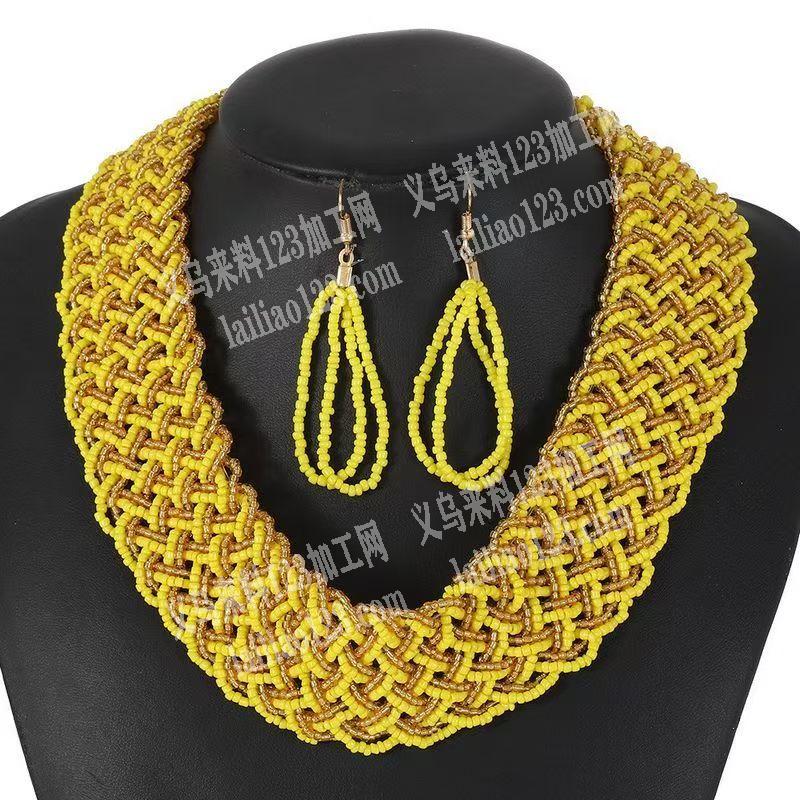 《可发外地做，长期有货》复杂穿米珠编织项