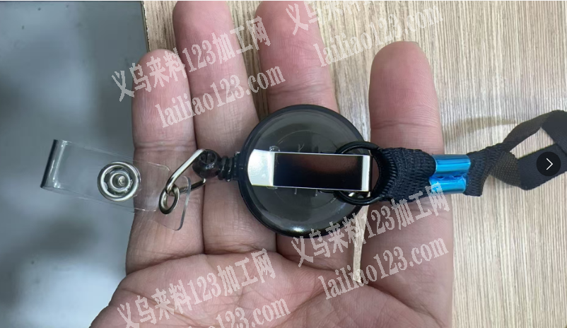 大量如图挂绳订单，如图，寻找厂家，有意者