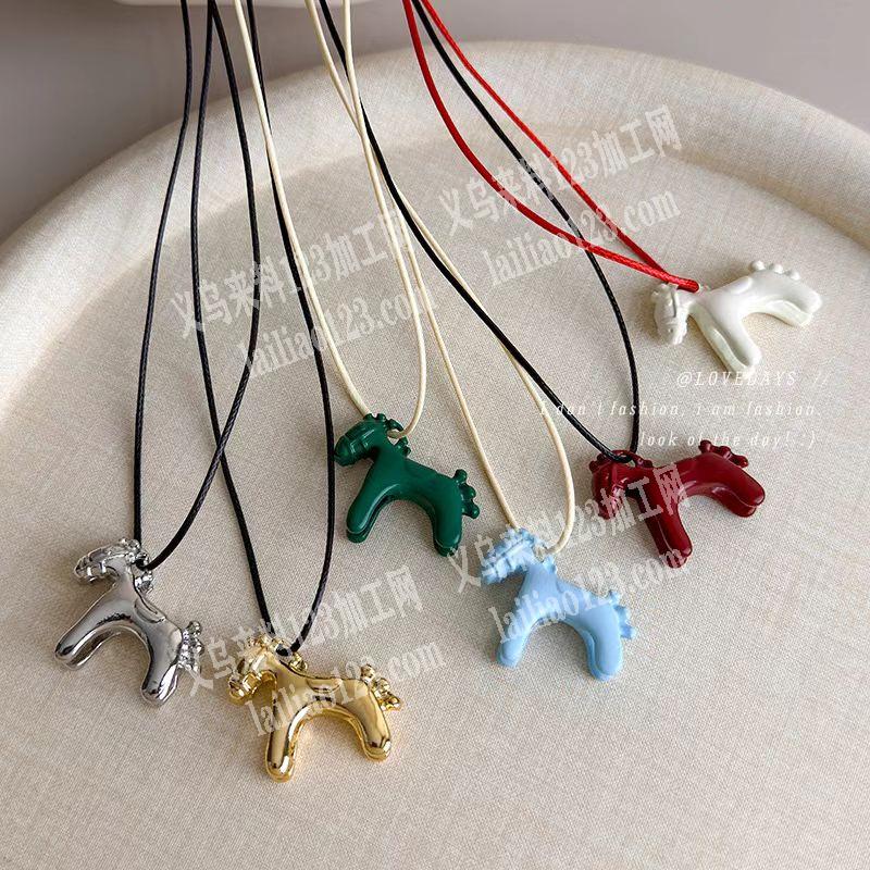 【彩色珐琅滴釉立体小马吊坠项链订单】诚寻