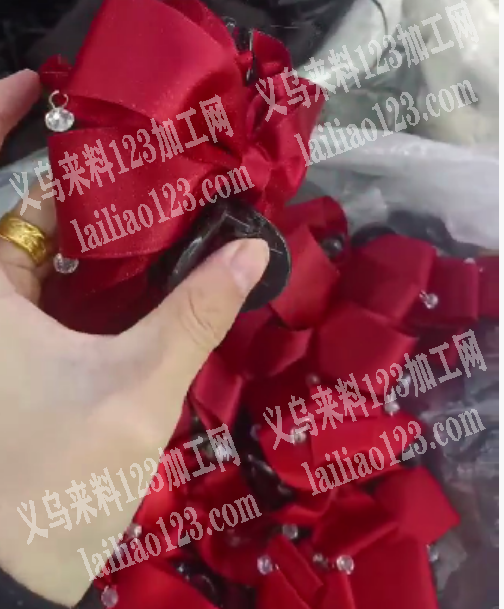 找义乌本地蝴蝶结加工厂，如图，数量大，长