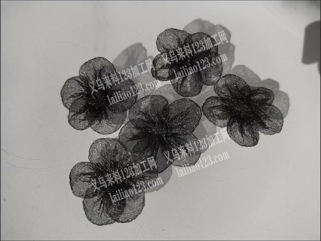 长期有手缝网纱花朵的手工活外发，如图，寻