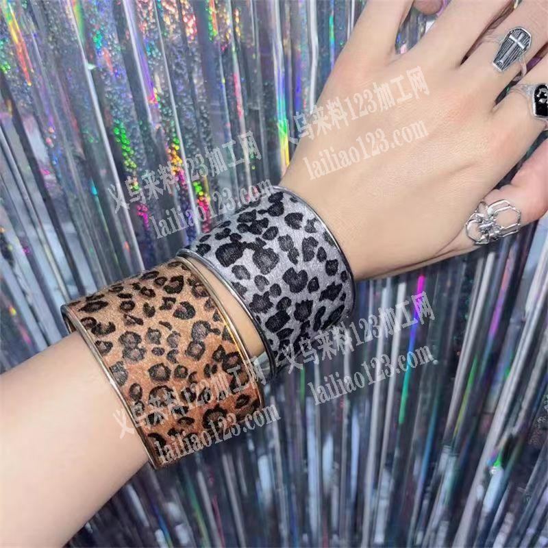 UV打印外发加工，寻找专业做饰品打印的加