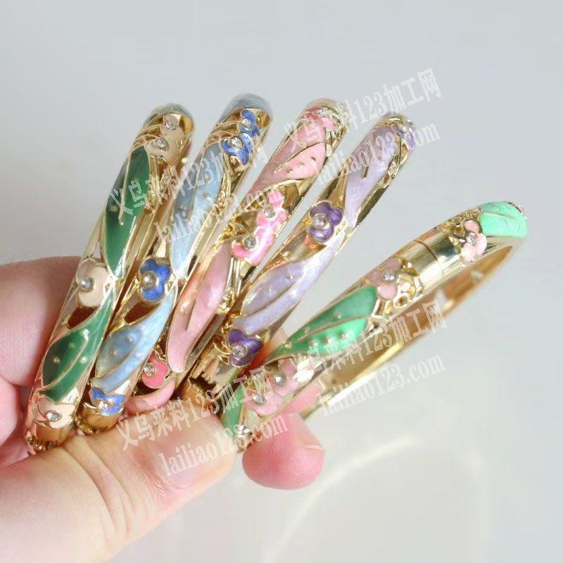 附图片，手镯成品订单，寻找专业做这个手镯