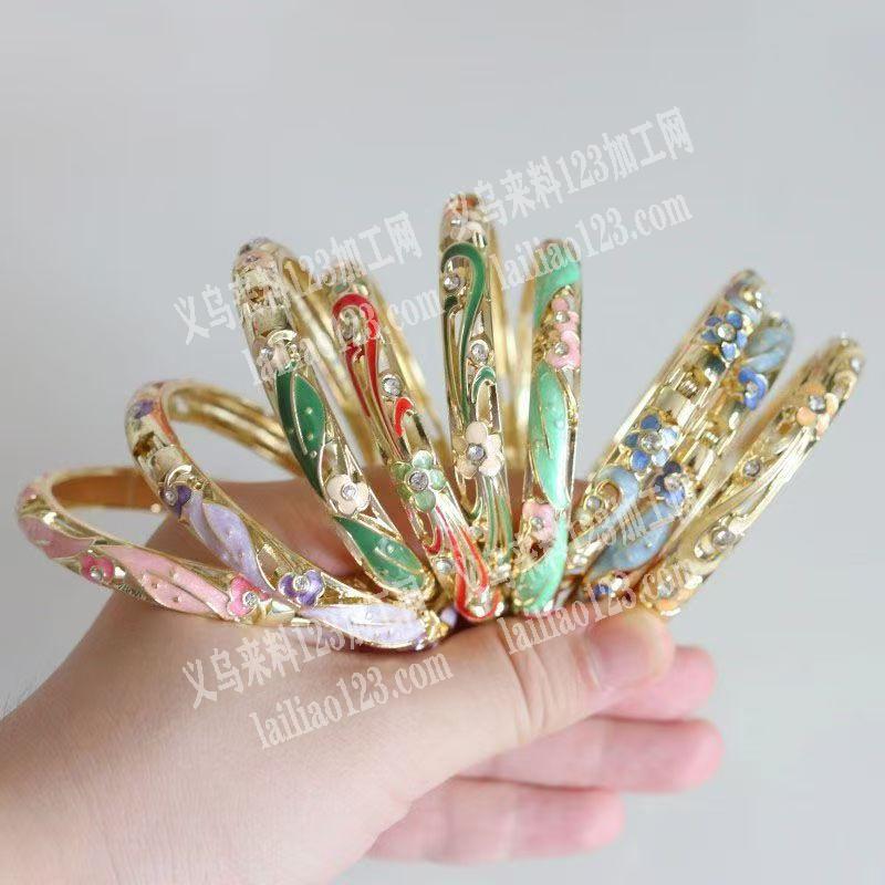 附图片，手镯成品订单，寻找专业做这个手镯