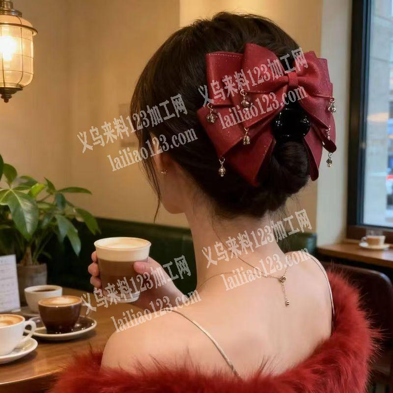 大量手工成品蝴蝶结抓夹订单，如图，寻找成