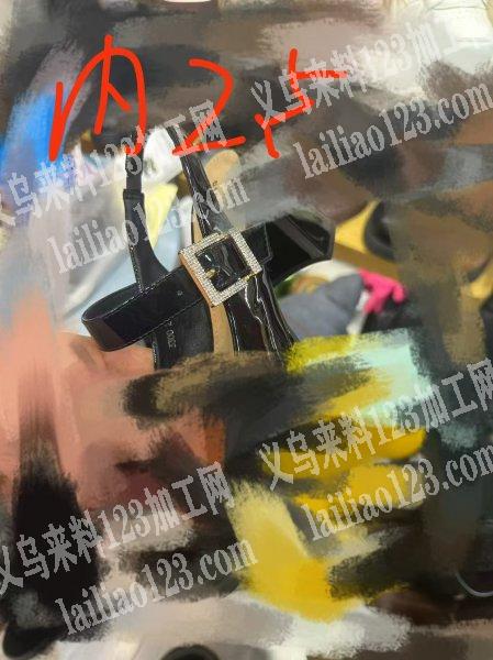 采购这个款式的鞋扣，微信