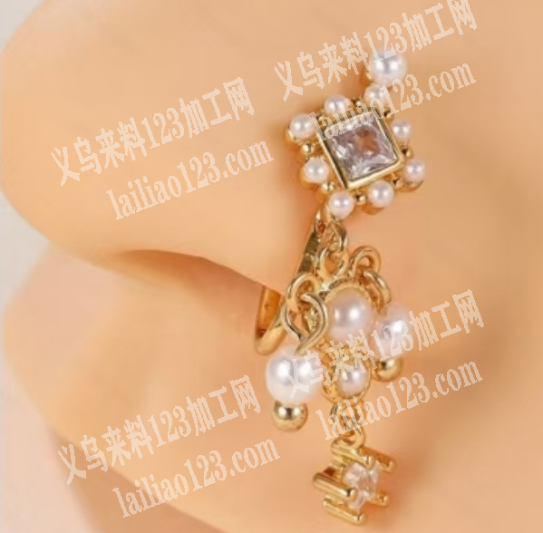 鼻钉成品订单，如图，寻找专业做穿刺饰品的