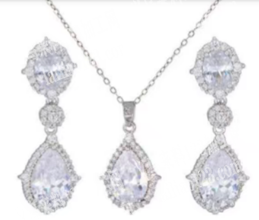 合金饰品套链饰品订单，如图，寻找成品工厂