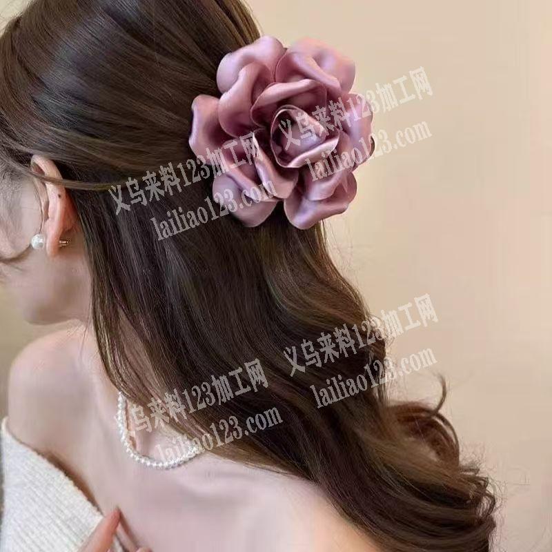 这个仿真花花朵爪夹外发加工，寻找会做的手