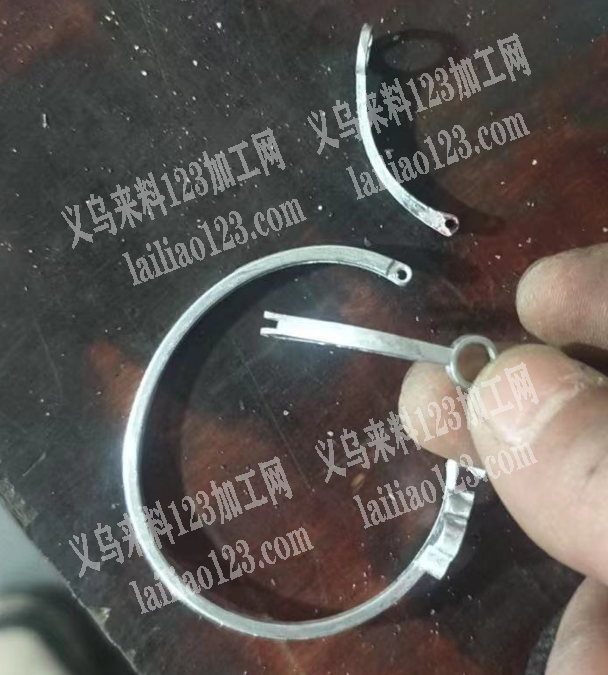 手工活外发【手镯上弹簧的】，寻找上弹簧的