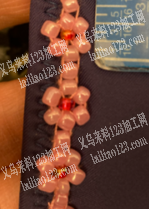 穿米珠编织小花的订单，附图片，，这样的，