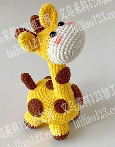 大量手工编织钩针挂件订单外发加工，如图，