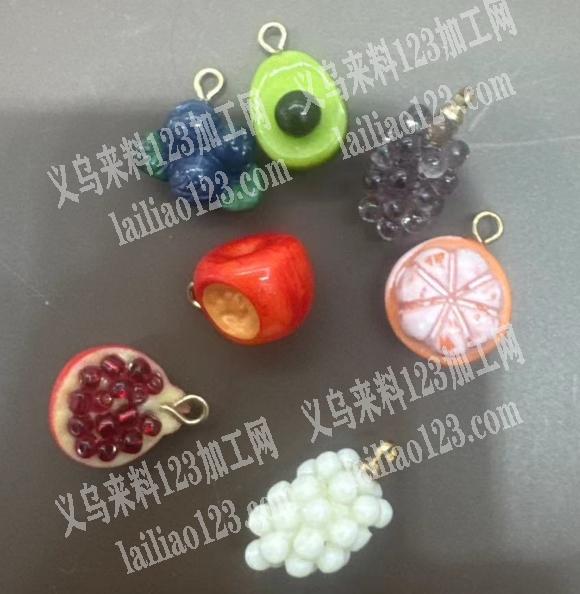 大量食玩配件挂坠订单，。如图，大量采购，