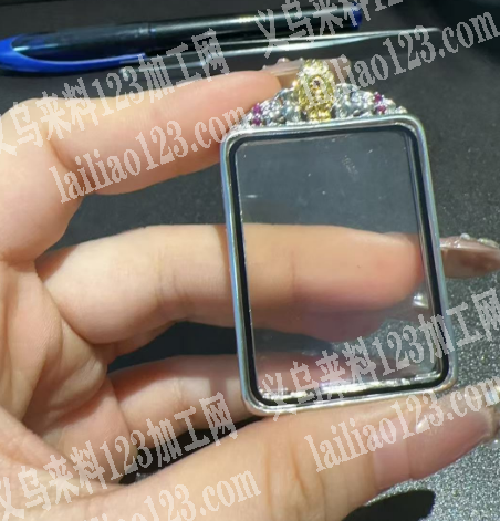 老板委托寻找：不锈钢吊坠订单，如图，寻找