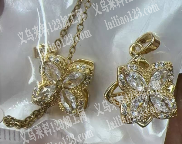 大量铜吊坠订单。如图。寻找专业做铜吊坠的