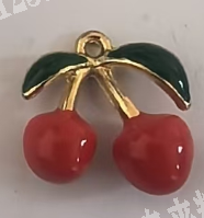 大量樱桃挂件处理，如图，