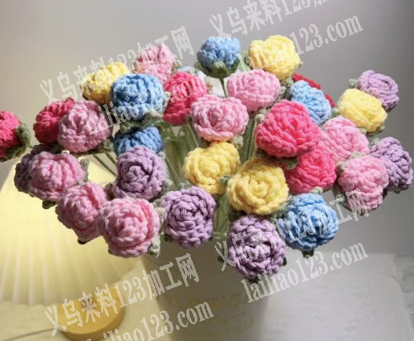 毛线钩针编织花朵的手工活外发加工，寻找会