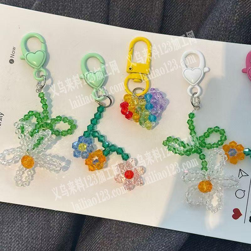 长期有鱼线穿米珠编织的手工活外发，如图，