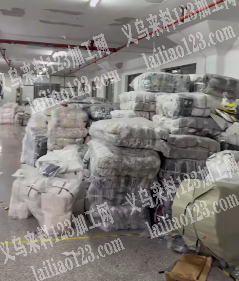 几万件打底衫处理，处理可分货，地址在廿三