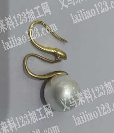 如图毛绒娃娃挂件公仔订单，寻找成品工厂，