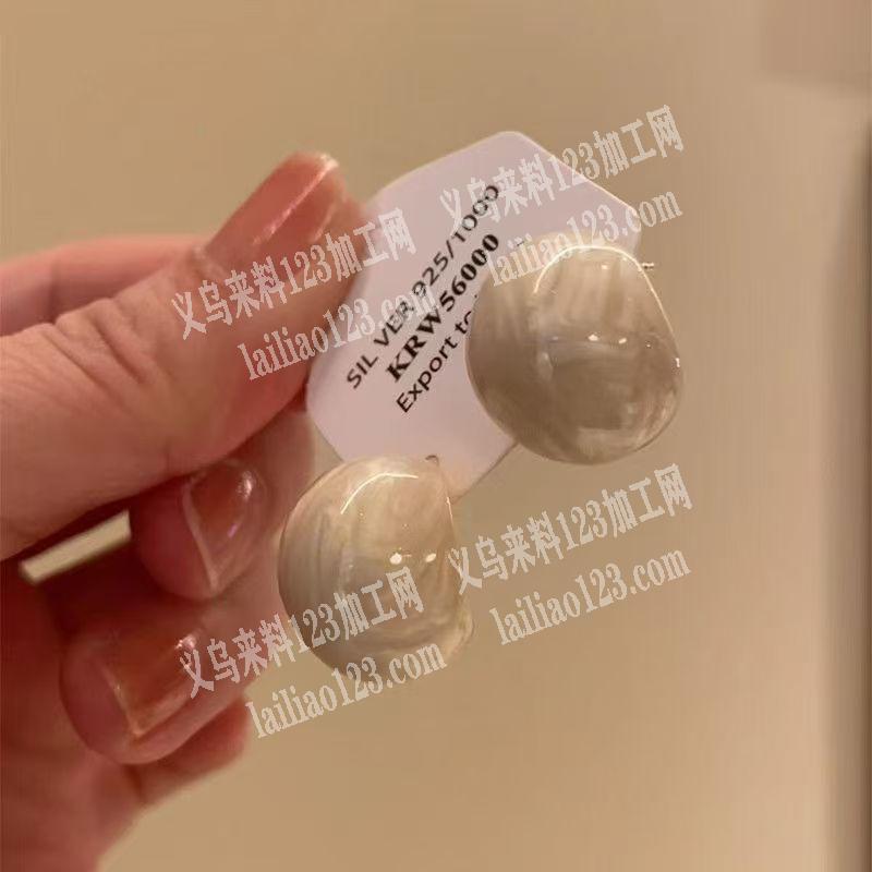 这种耳环滴油外发加工厂，找专业做滴油的加