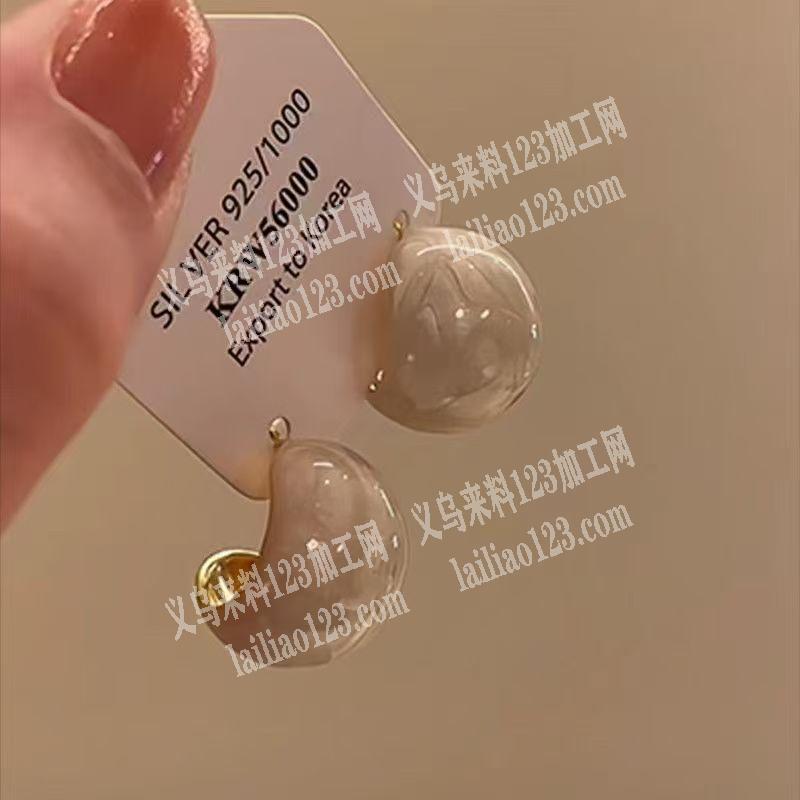 这种耳环滴油外发加工厂，找专业做滴油的加