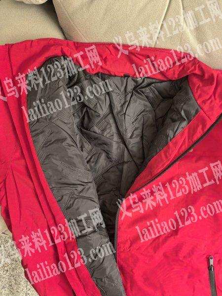 采购冲锋衣成品，年20万件起，如图所示款，