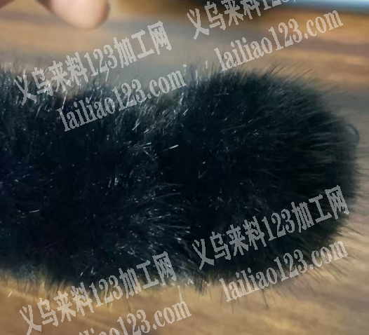 采购貂毛，假的，仿真的。寻找供应商，寻找