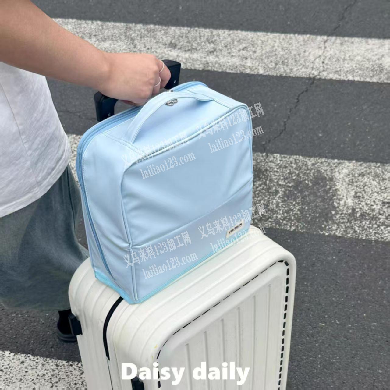 寻找专业做这个镜子收纳包的工厂，化妆包收