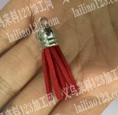 粘胶手工活，大量手工活，粘这个流苏帽子，