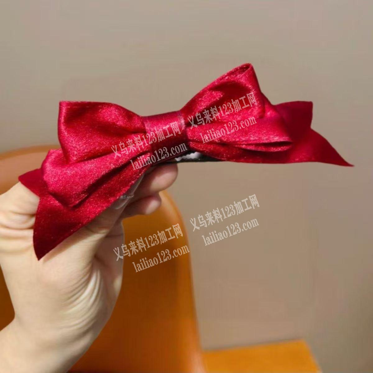 打蝴蝶结的手工活外发，如图，寻找做打结做