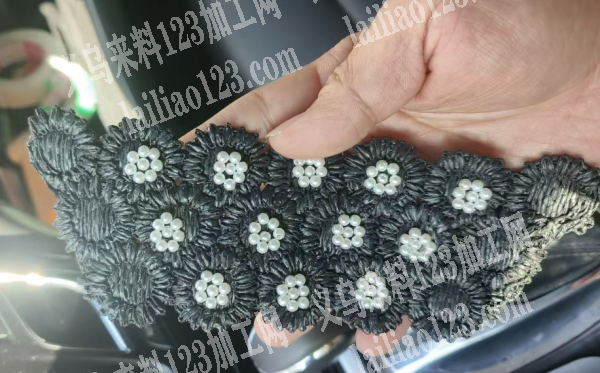 这个手工活比较复杂【拉菲草编织的】，有专