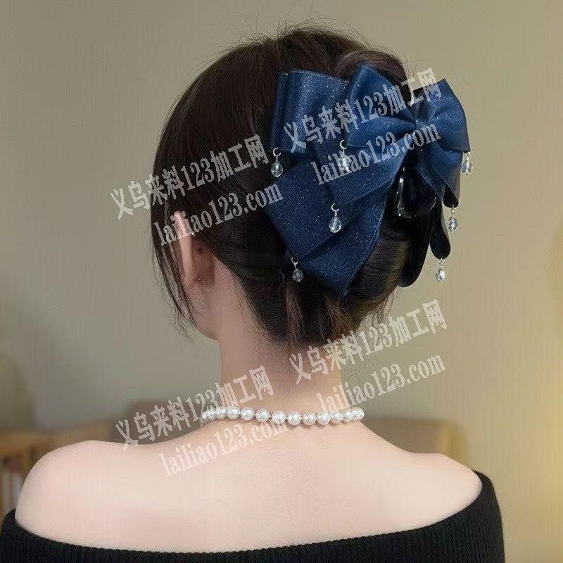 如图蝴蝶结款式的头饰，抓夹成品订单，寻找