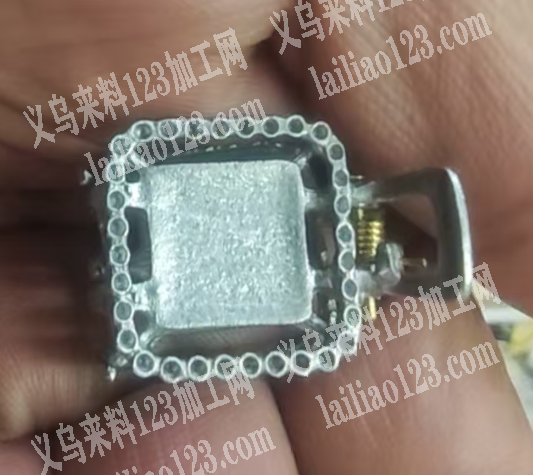 如图小抓夹订单，寻找压铸的工厂，请联系详