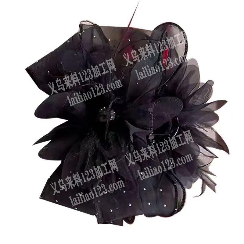 布艺花朵抓夹成品订单，如图，寻找厂家，有