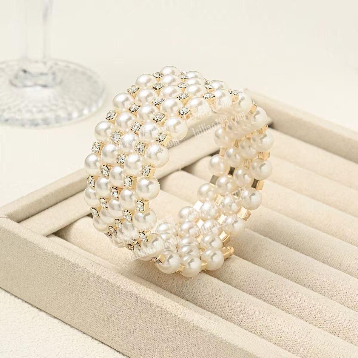 寻找专业做这个珍珠手镯饰品成品的工厂有吗