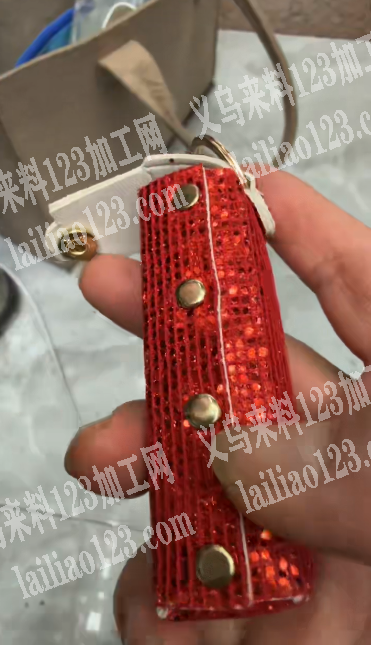 寻找打铆钉的加工厂，请联系详谈，长期合作