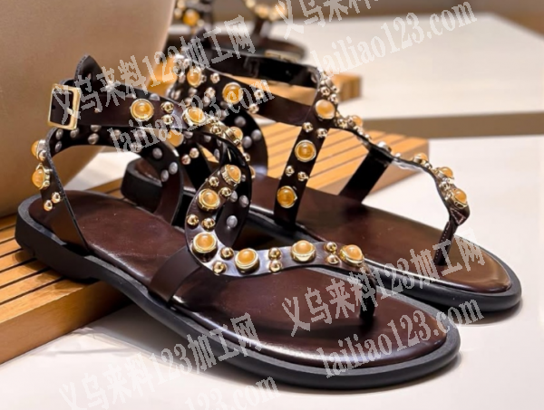 订单10万起，6亳米和8毫米，红色树脂配