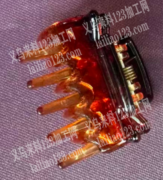 小抓夹订单，如图，寻找工厂，请联系详谈。